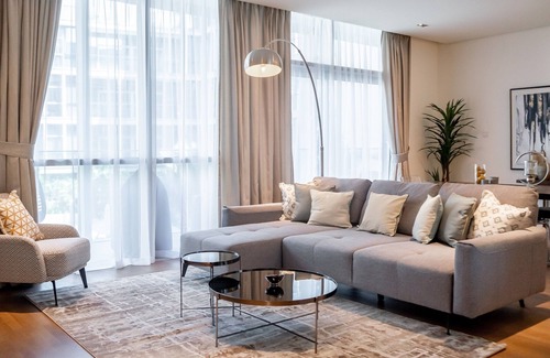 Al Wasl Apartment | Impressive Apartment with Breathtaking Panoramic Views