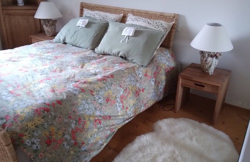 Le Fied Bed & Breakfast | Beautiful B&B Chalet Surrounded by Lakes and Vineyards