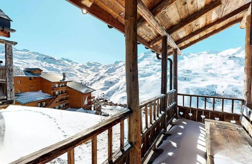 Reberty Ski Chalet | Cozy Chalet Necou: Ideal for Families with Spa & Hot Tub