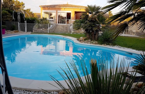 Sorgues Villa | Magnificent charming villa with private pool in Sorgues 10 minutes from Avignon
