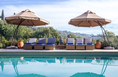 Chateauneuf-Grasse Villa | Idyllic Villa with Pool and Ocean Views - Perfect for Families