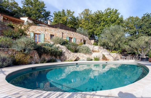 Chateauneuf-Grasse Villa | Idyllic Villa with Pool and Ocean Views - Perfect for Families