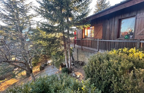 Peone Ski Chalet | Family-Friendly Chalet in Valberg with Pool & Scenic Views