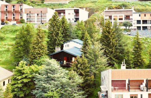 Peone Ski Chalet | Family-Friendly Chalet in Valberg with Pool & Scenic Views