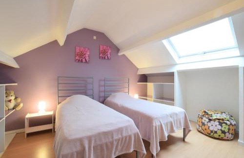 Libin House | Delightful Holiday Home in Libin with Pool & Barbecue