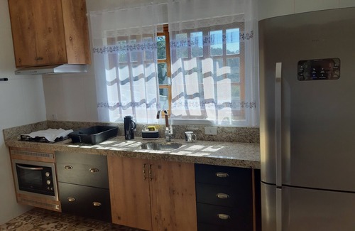 Monte Verde House | Impressive Suite with Hot Tub Near City Center: 10/10 Rated