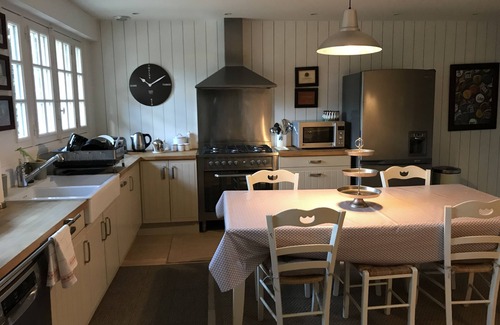 Deauville City Centre House | Prime Property with Ocean Views in Deauville - Guest Rated 10/10