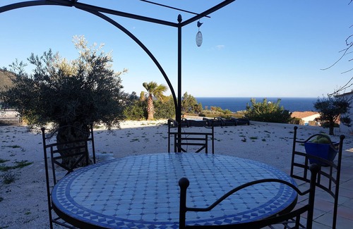 Le Lavandou House | Incredible Sea View Villa for Couples with Breakfast Included