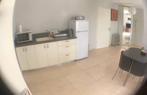 Zikhron Ya'aqov Apartment | Top-Rated Studio in Zichron Yaakov with Breakfast Included