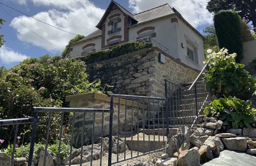 Beuzec-Cap-Sizun House | Magnificent Villa facing the beach of Pors Peron