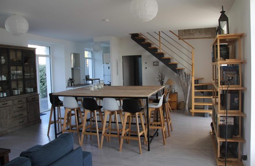 Sarzeau House | Unforgettable Waterfront Retreat with Rooftop Terrace