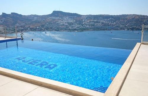 Gundogan Villa | Gorgeous Ocean View Villa with Private Pool & Piano