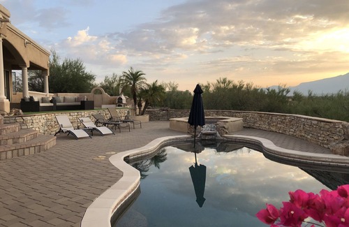 Canada Hills Estates House | Incredible Views and Amenities Await in Oro Valley!