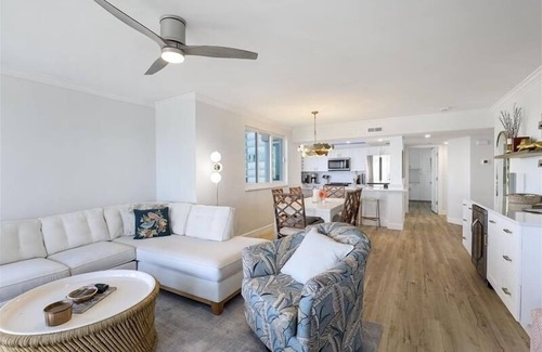 Park Shore Condo | Breathtaking Gulf Views & Pool Access - Guest Rated 10/10