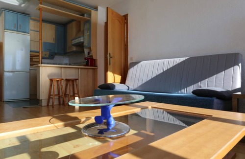 Malaga-Este Villa | Beautiful Villa Steps from the Beach with Pool & Spa
