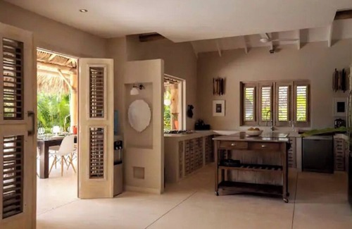 Las Terrenas Villa | Elegant Villa on Coson Beach with Private Bungalow Retreat