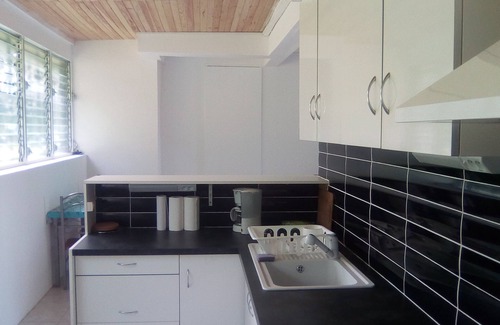 Saint-Claude House | Stunning Villa with Ocean Views Near Mountains – Guest Rated 9.4