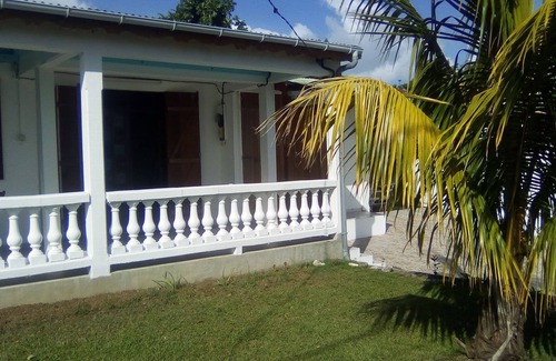 Saint-Claude House | Stunning Villa with Ocean Views Near Mountains – Guest Rated 9.4