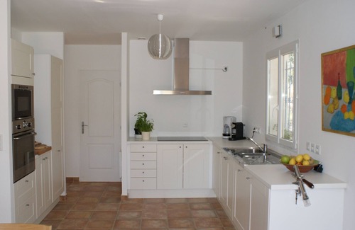 Vidauban Villa | Serene Villa with Private Pool and Family-Friendly Amenities