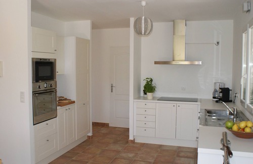 Vidauban Villa | Serene Villa with Private Pool and Family-Friendly Amenities