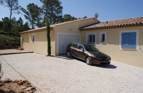 Vidauban Villa | Serene Villa with Private Pool and Family-Friendly Amenities
