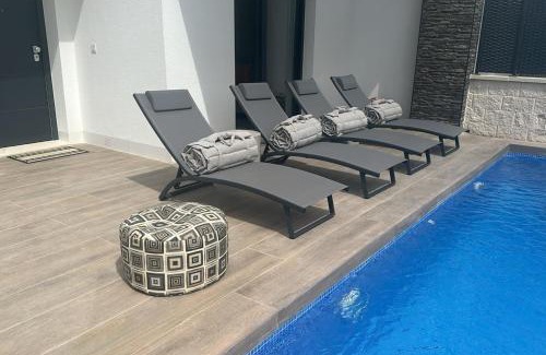 Orihuela Villa | Magnificent villa with private pool - Golf Vistabella