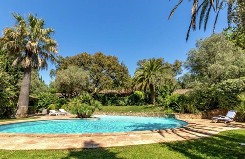 Grimaud Villa | Elegant Villa with Private Pool Near Port Grimaud & Saint Tropez