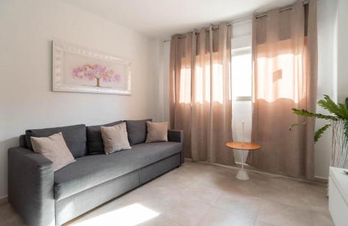 Burriana Apartment | Stylish Apartment Near Downtown with Family-Friendly Amenities
