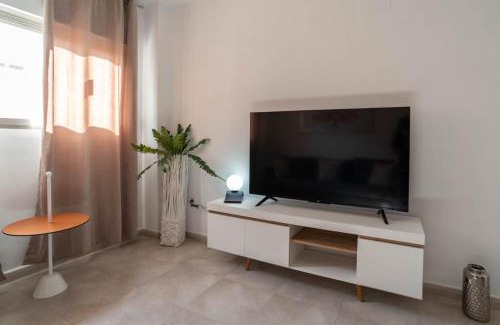 Burriana Apartment | Stylish Apartment Near Downtown with Family-Friendly Amenities