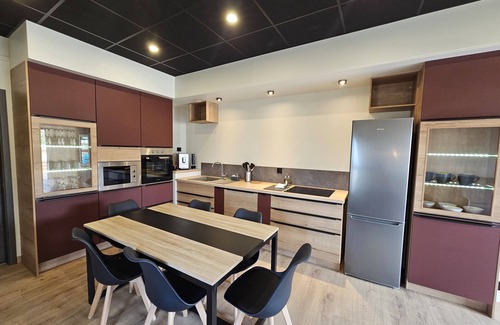 Dommartin-la-Chaussee House | Modern Gite with Family-Friendly Amenities for Your Stay