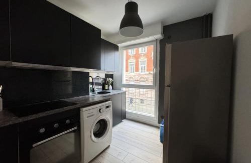 Foret Noire Apartment | Stylish 2-Room Getaway with Pet and Child-Friendly Amenities