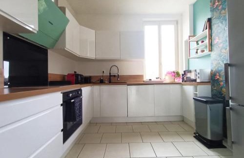 Chalons-en-Champagne Apartment | Convenient Apartment Steps from City Center & Train Station