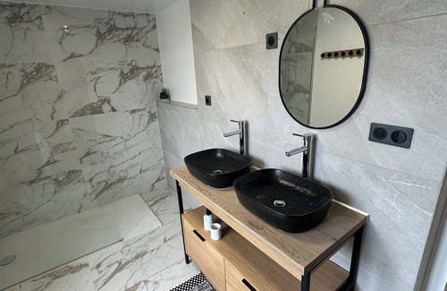 Lutterbach Apartment | Inviting F3 Apartment for 4 to 6 Guests with Breakfast