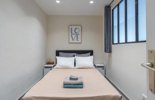 Menton Apartment | Cozy 2-Bedroom Retreat in Menton with Ocean View