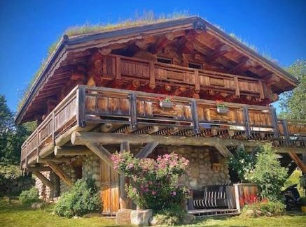 La Cabanasse Ski Chalet | Magnifique chalet bois pour 16 personnes à 1600m