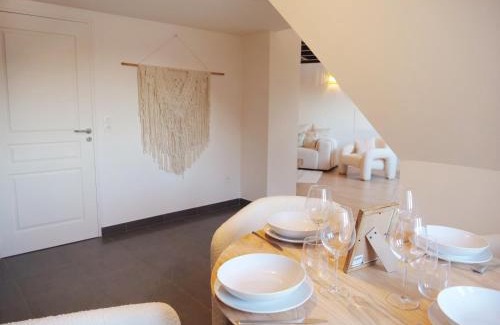 Centre Ville Apartment | Charming Magnifique Cocon: Family-Friendly with Hot Tub
