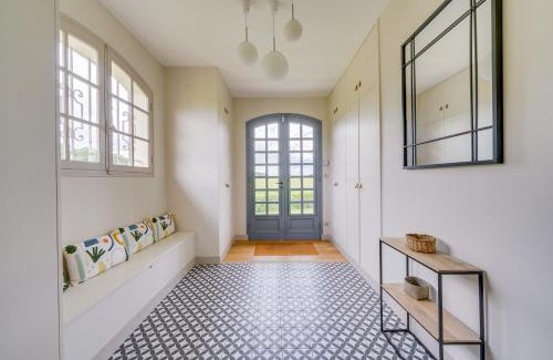 Robins Bay House | Inviting Wine Country Cottage Near St Emilion
