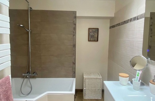 Rousset Other | Elegant Retreat with Pool and Spa Near Aix-en-Provence