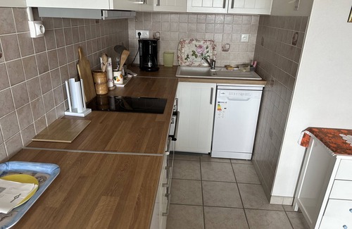 Graye-sur-Mer Apartment | Inviting L'orchidée: Guest Rated 10/10, Breakfast Included