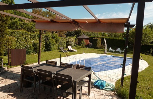 Claix House | Elegant Retreat with Pool in a Peaceful Setting