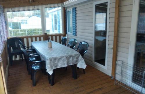 Ronce-les-Bains Other | Cozy Mobil-Home with Pool, Perfect for Family Getaways