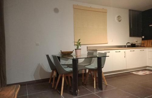 Montesquieu-des-Alberes Apartment | Inviting Studio for Wellness Retreats with Great Reviews