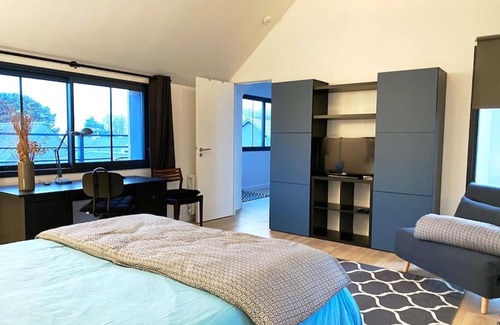 Vannes Apartment | Newly Built T2 Near Train Station with Family-Friendly Amenities