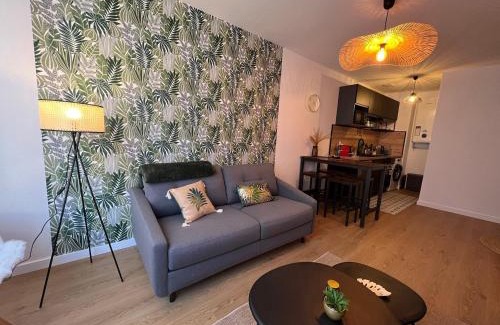 Patte d'Oie Apartment | Prime T2 Near City Center - Family-Friendly Stay Awaits!