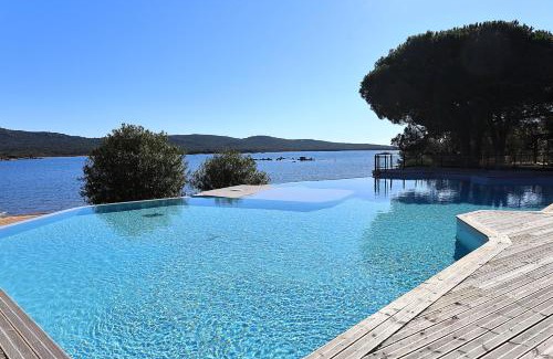 Pianotolli-Caldarello Apartment | magnifique T3 plus cabine, les pieds dans l'eau