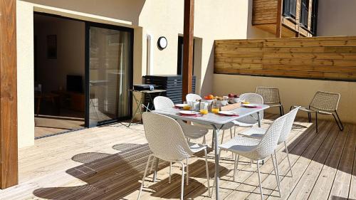 Pianotolli-Caldarello Apartment | magnifique T3 plus cabine, les pieds dans l'eau