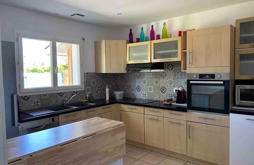 Cazaux Villa | Elegant Villa with Pool and Ocean View for Your Getaway