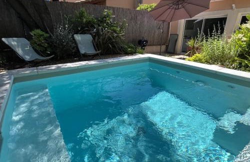 Bedarrides Villa | Beautiful Villa with Pool and Ocean View in Provence