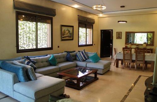 Targa Villa | Exquisite Family Villa with Pool and Ocean Views