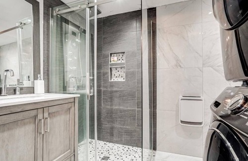 Fabreville House | Magnifique Villa Luxueuse Avec Piscine et Cheminée